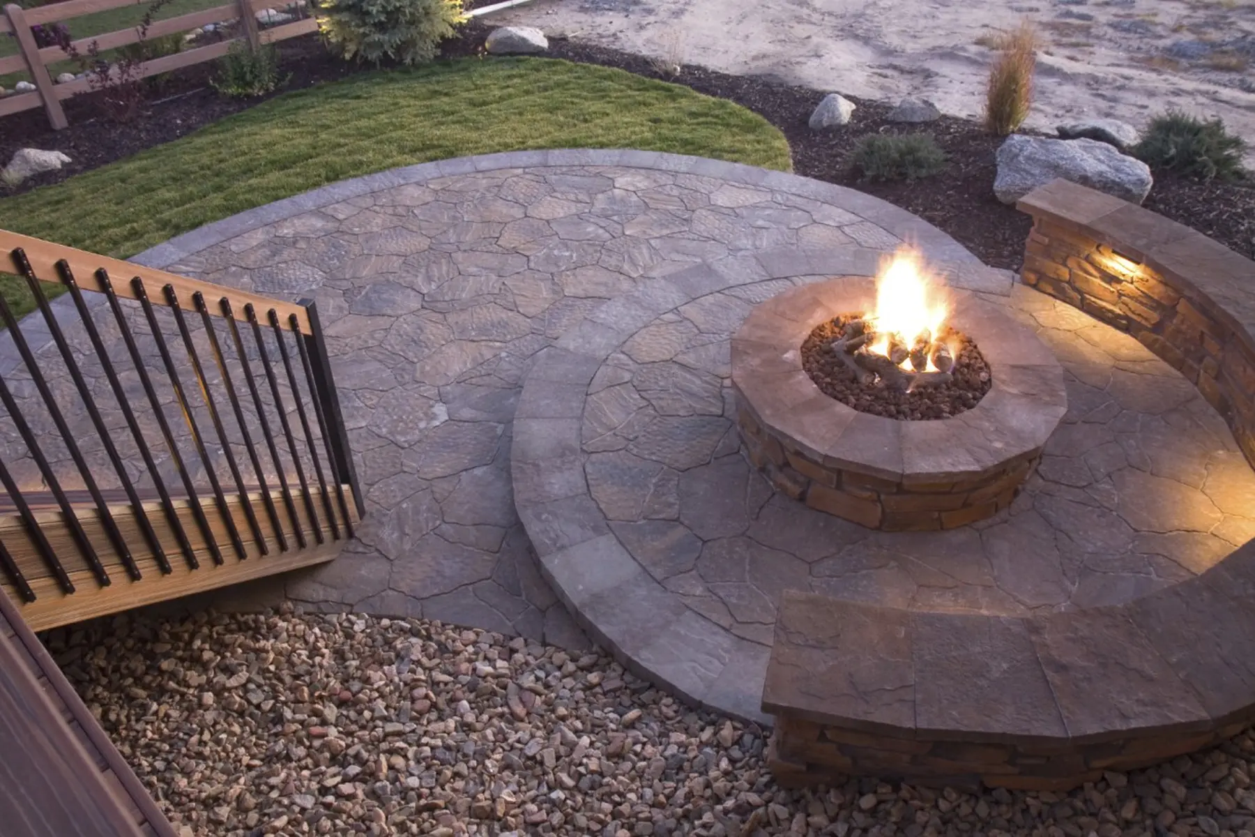 CMD GrünBau - Garten- und Landschaftsbau - Garten Steinpflaster Kamin